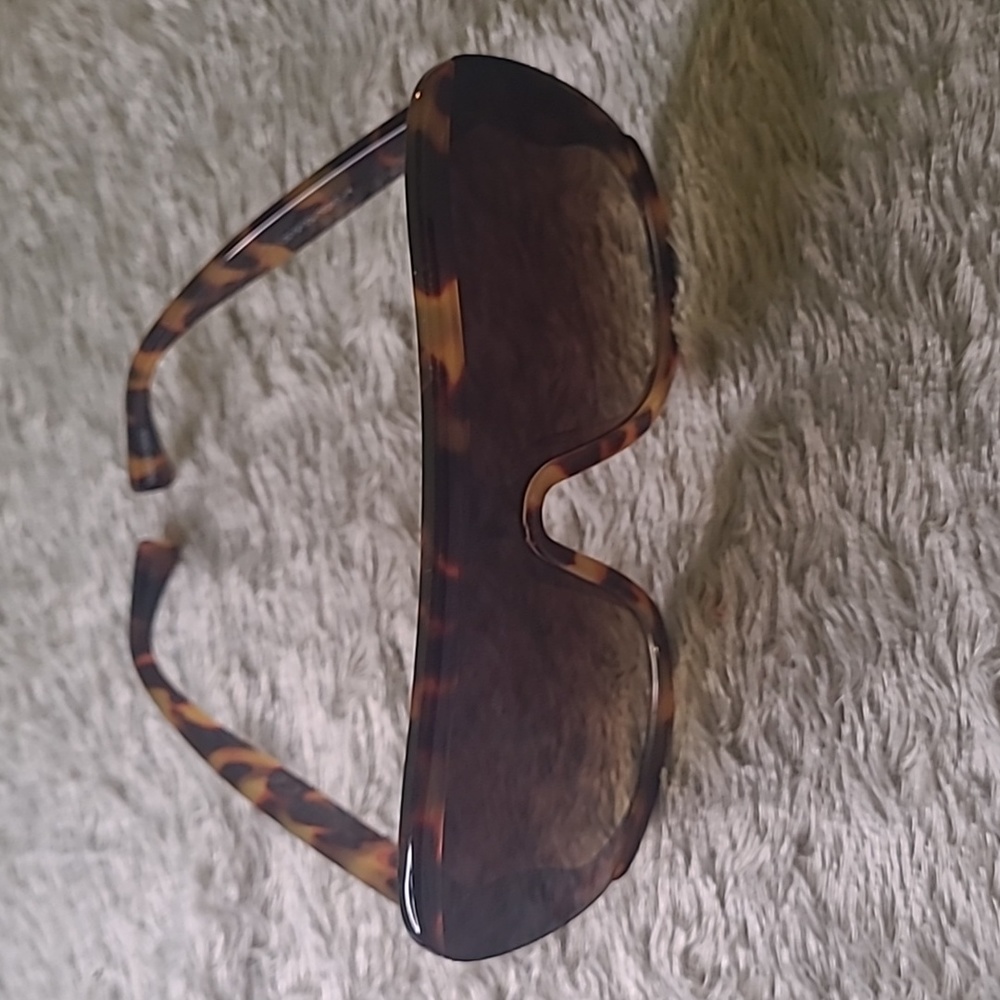 Leopard Stunner Shades (Sunglasses)
